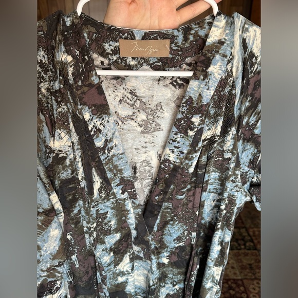 Max Azaria Maxi Gown with draped sleeves - Picture 10 of 11